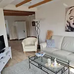 Gaestehaus Cafe Orth Suite2
