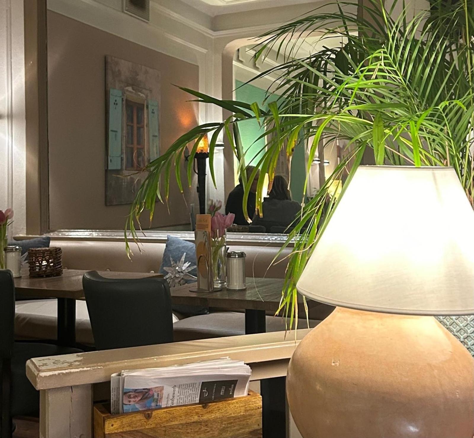 Apartment Gaestehaus Cafe Orth Suite2 *
